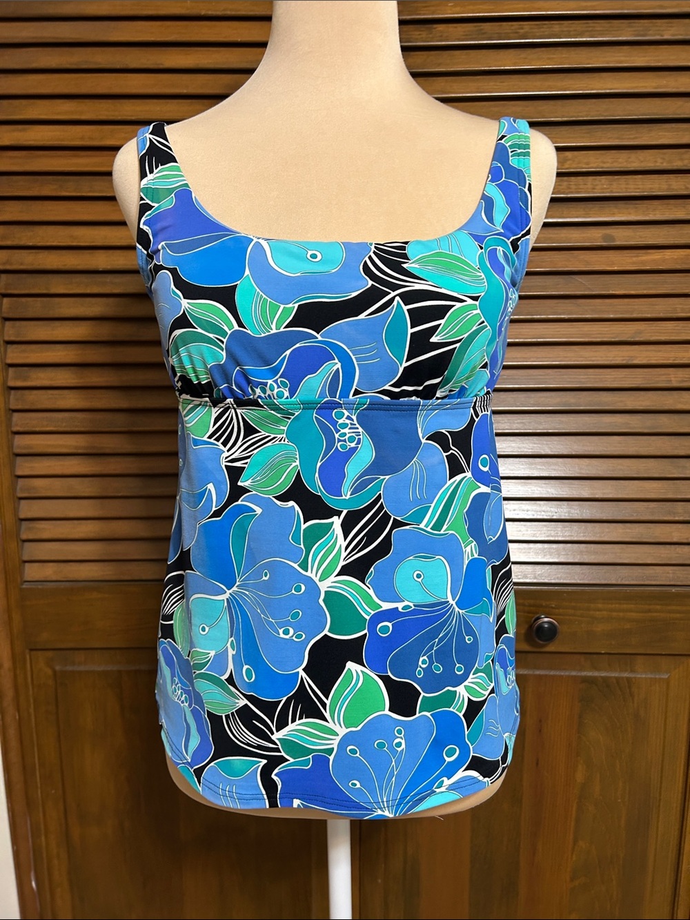 Lands' End Blues, Green & Black Floral Tankini Top Swimwear Size 6